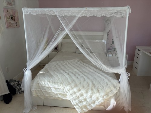 Canopy bed frame - bed,