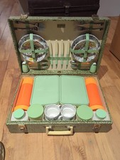 Brexton Picnic Case Vintage