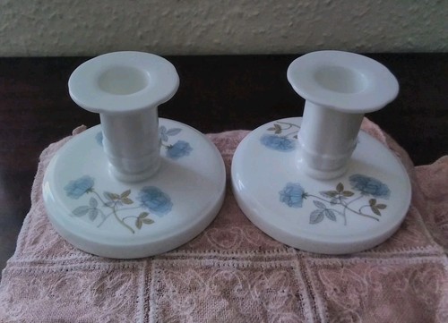 Wedgwood ice rose bone - x,