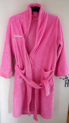 Pink polyester dressing gown