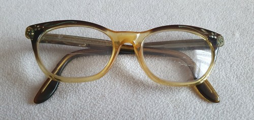 Swan vintage cat s eye - u.s.a,