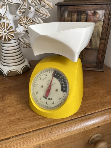 Vintage yellow salter - yellow,