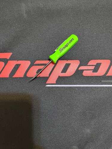 Green snap tools promo - ,