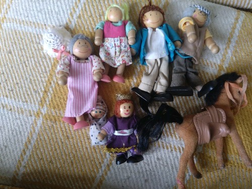 Wooden family figures - wooden,