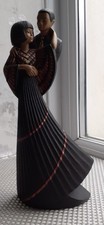 Parastone Enesco Figurine