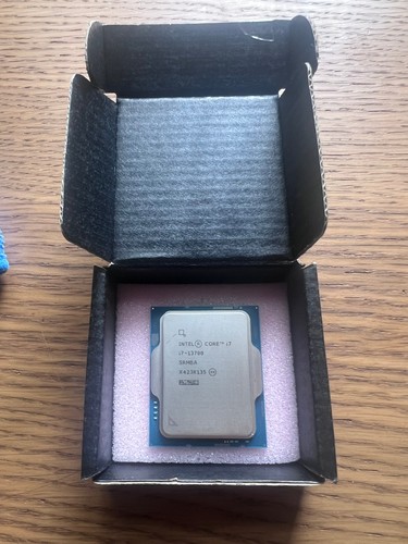 Intel core 13700 - core,