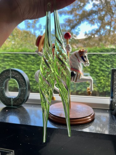 Large glass swirl droplet - swirl,