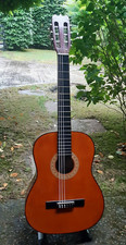 A Rare Vintage Kent Palencia 60/E 6 String Classical Guitar. In Need Of Love!
