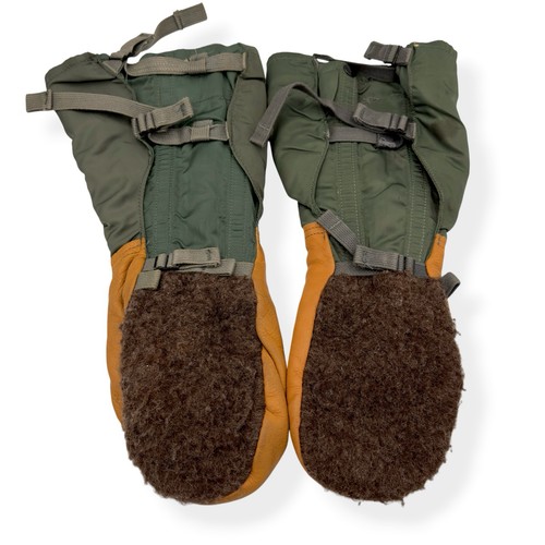 Vtg mitten set flyers - set, arctic