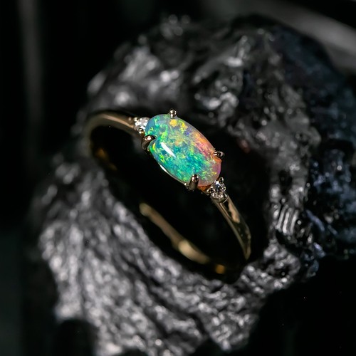Australian solid opal - solid, diamond