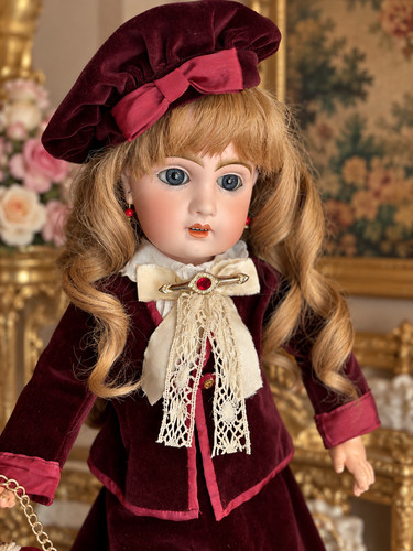 Antique jumeau size - antique,