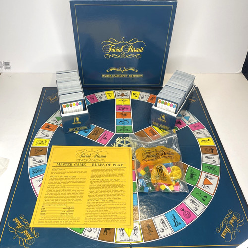 Trivial pursuit master game - trivial,
