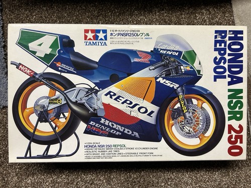 Tamiya honda nsr250 - tamiya, repsol