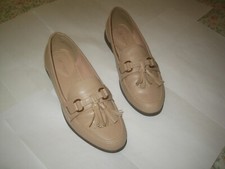 Ladies shoes ‘ TU ‘ – size 4 – light brown – good condition