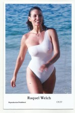 BX108) RAQUEL WELCH SWIFTSURE PHOTO POSTCARD (C9/37) FILMSTAR PIN UP GLAMOR