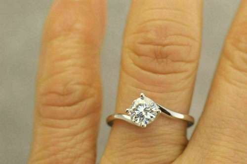 1.5carat round cut diamond