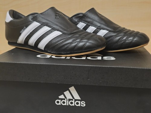 Adidas taekwondo shoes us9 - adidas,