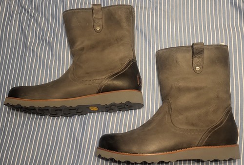 Mens ugg boots - boots, size