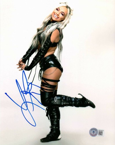 Liv morgan signed autograph - morgan,