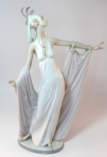 Lladro 35cm art deco lady - 35cm,