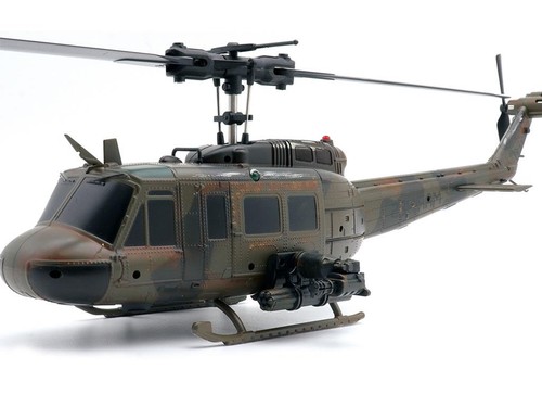 Era c032 huey camo - uh-1,