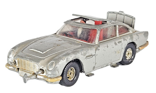 Corgi toys 007 - toys, bond