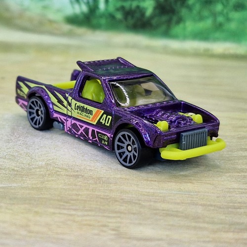 Hot wheels limited grip racing - hot,