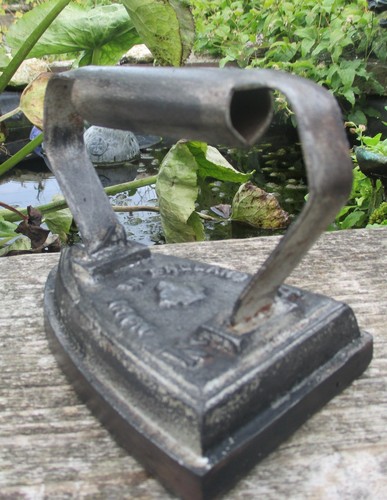 Antique flat iron - , door