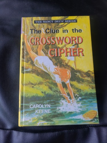 Carolyn keene nancy drew - carolyn, 5