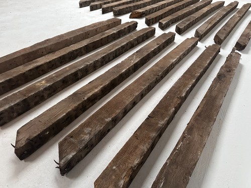 18th reclaimed oak - x, c