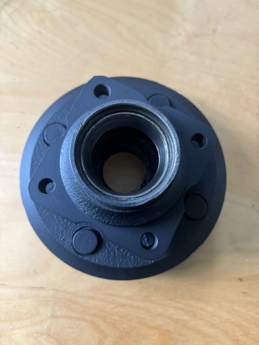Front wheel hub triumph - hub,