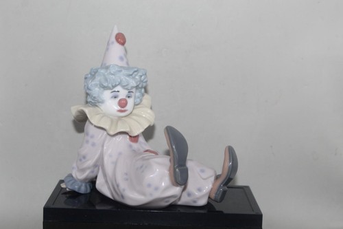 Lladro figurine 5812 pierrot - lladro,