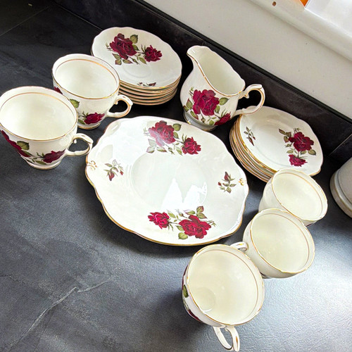 Duchess bone china england - bone,