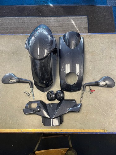 Peugeot ludix blaster carbon - ,