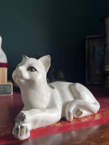 Vintage hand carved - carved,