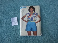 SIMPLICITY SEWING PATTERN: 7396 WOMAN'S 1980S SHORTS TOP BUST 34.5-38" 
