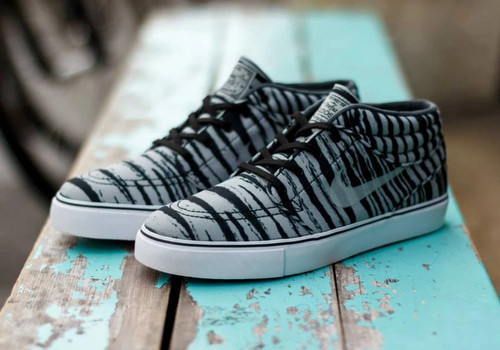 Nike stefan janoski mid - mid,