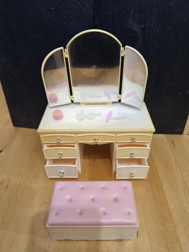 Sindy vintage dressing table - dressing,