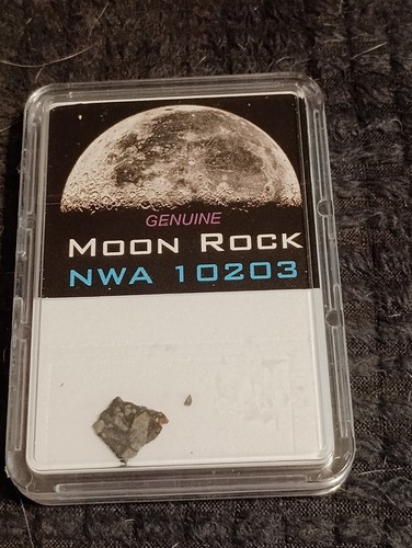 Genuine piece moon rock nwa - piece,
