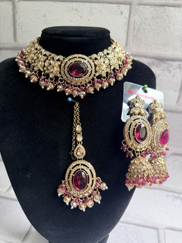Gold tone kundan - , choker