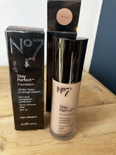 2x Boots No7 Stay Perfect