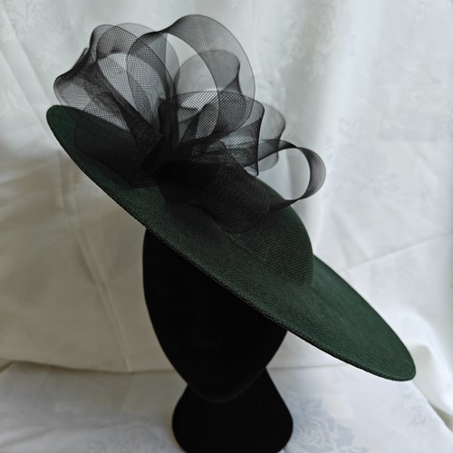 Dark green black - dark,