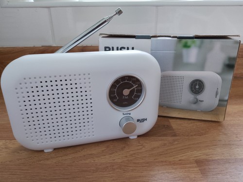 Bush 7016 portable radio - portable, fm