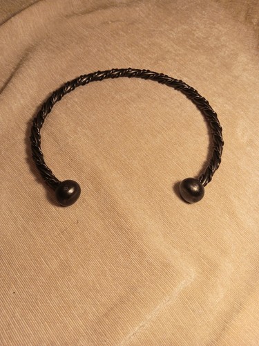 Antiqued silver titanium - antiqued,