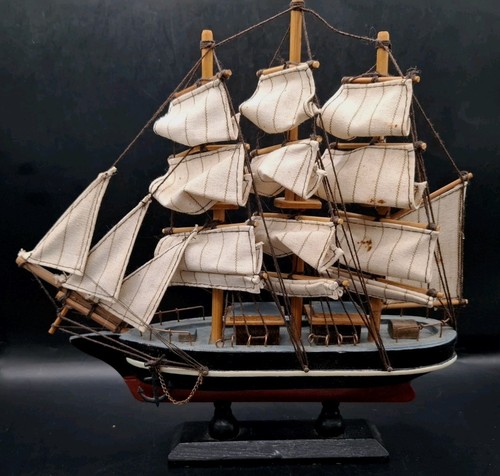 Vintage long wooden cutty - long,