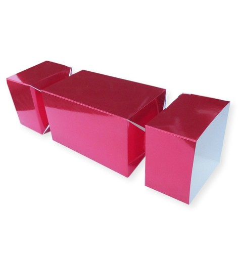 Large metallic red cracker - 1,
