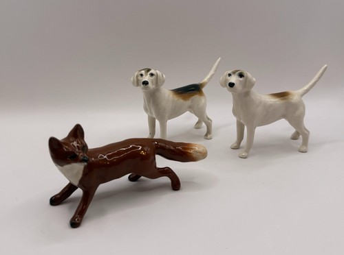 Beswick fox and foxhounds - fox,