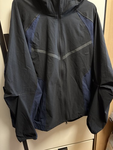 140 size nike - $140, tech