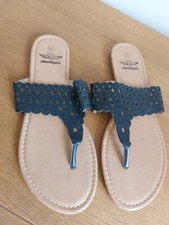 board angels flip flops