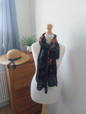 Vintage Womens Scarf Shawl